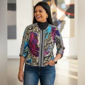Joseph Ribkoff Size 2 Stretch Jacket Zips Light Weight Animal and abstract print